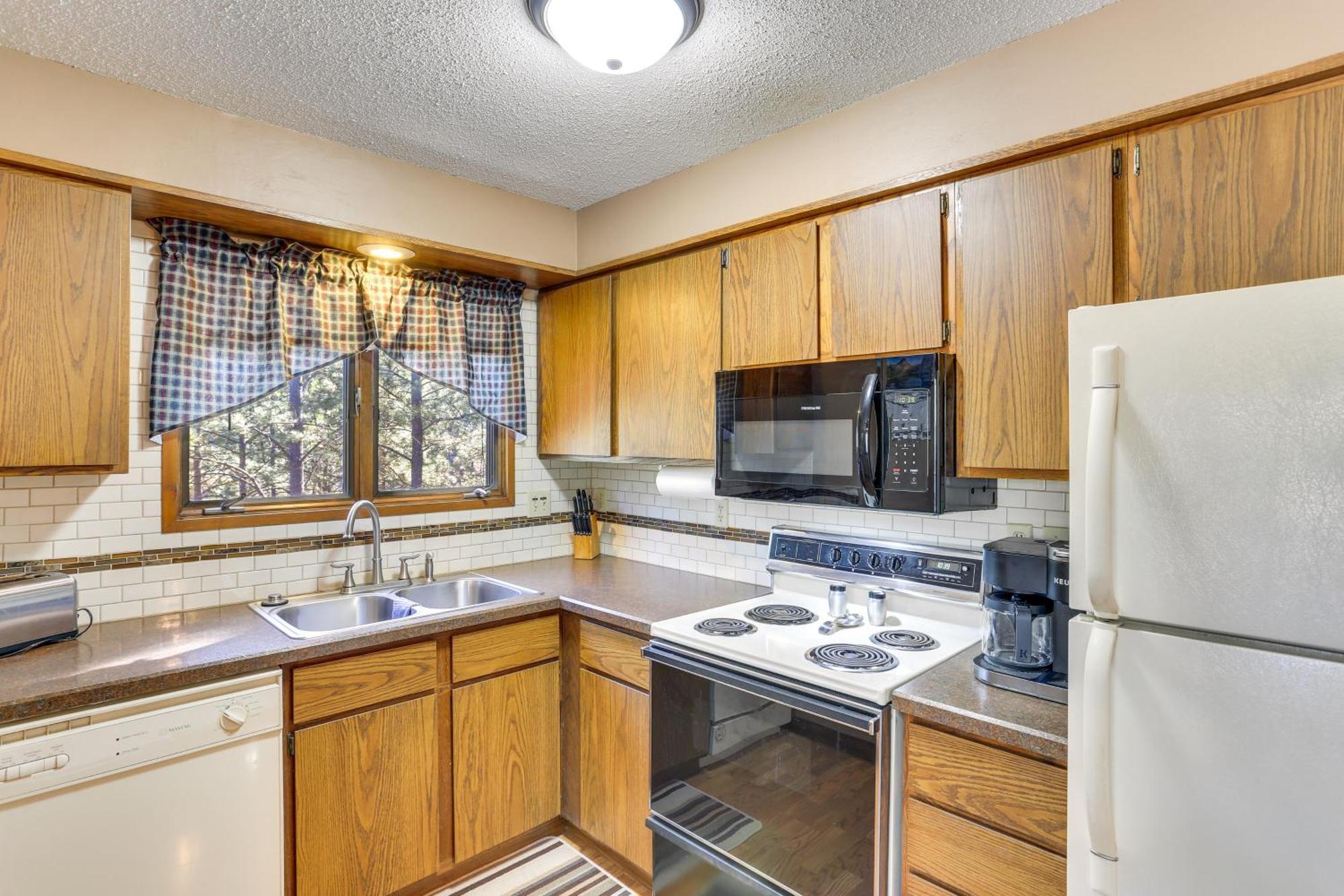 Cozy Black Hills Nature Retreat With Private Deck! Rapid City Exterior photo